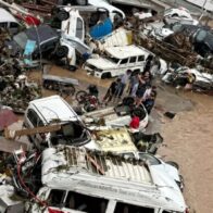 Al menos diez muertos y varios desaparecidos por inundaciones en la India