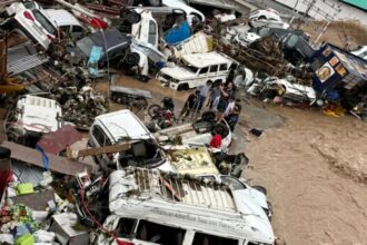 Al menos diez muertos y varios desaparecidos por inundaciones en la India