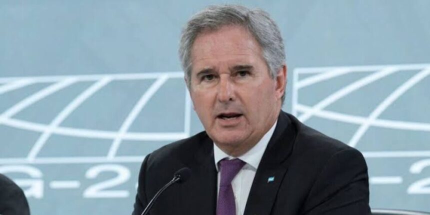 Canciller argentino minimiza insultos de Milei a Lula: "Son diferencias ideológicas"
