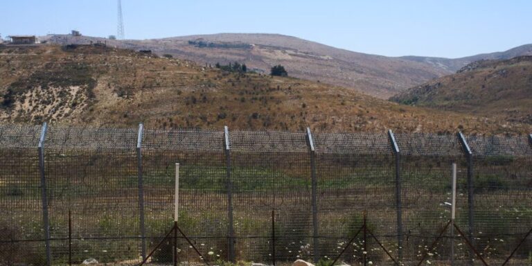 Israel devuelve de Siria a otros dos civiles que cruzaron la frontera para asentarse