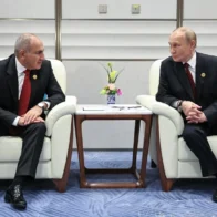 Putin le recuerda al primer ministro de Armenia la necesidad de convocar referéndum sobre el ingreso en la UE