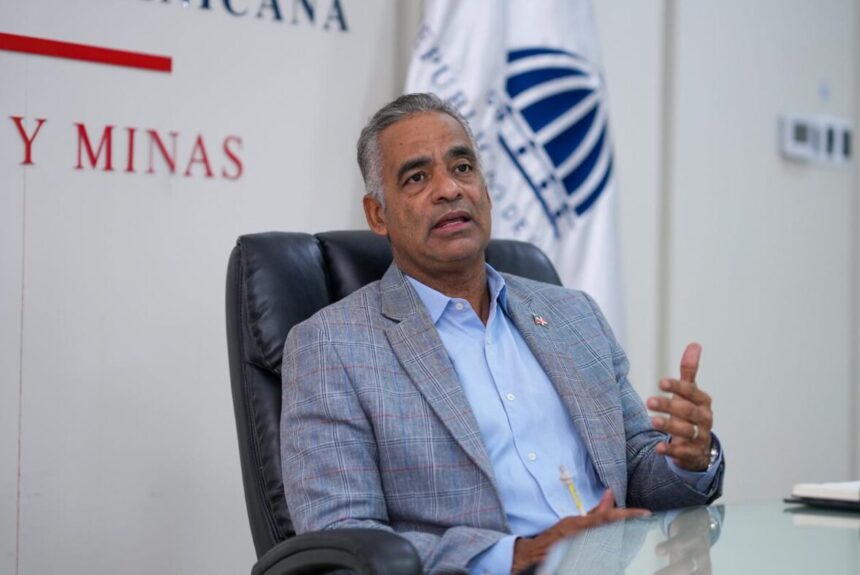 Joel Santos, ministro de Energía y Minas.