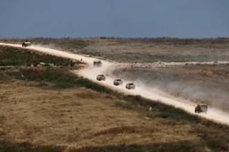 Israel ataca un vehículo sanitario en el sur del Líbano y hiere a dos paramédicos