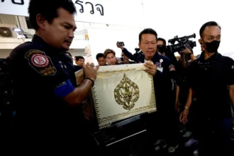 Se eleva a 30 el número de muertos por el incendio en un bar de Bangkok