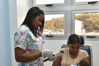 Maternidad La Altagracia pone en marcha programa para detectar a tiempo problemas auditivos en recién nacidos