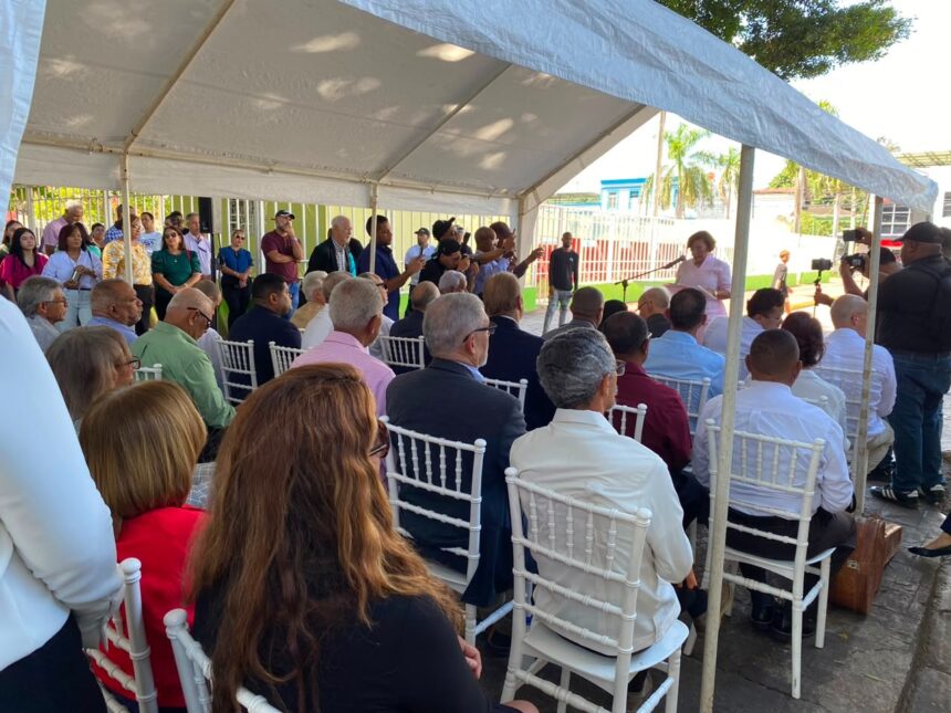 Fundación Juan Bosch conmemora el 117 aniversario de su natalicio