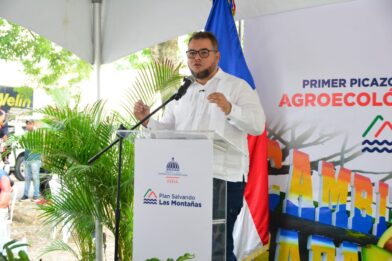 Gobierno inicia construcción del Parque Agroecológico del Aguacate en Cambita Garabitos, que será atracción agroturística