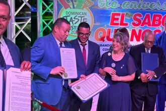Víctor Dumé recibe reconocimientos en Nueva York por su trayectoria y aportes a la comunidad dominicana