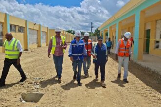 Construcción de nuevas aulas avanza a ritmo acelerado en Los Alcarrizos, el DN y SDO