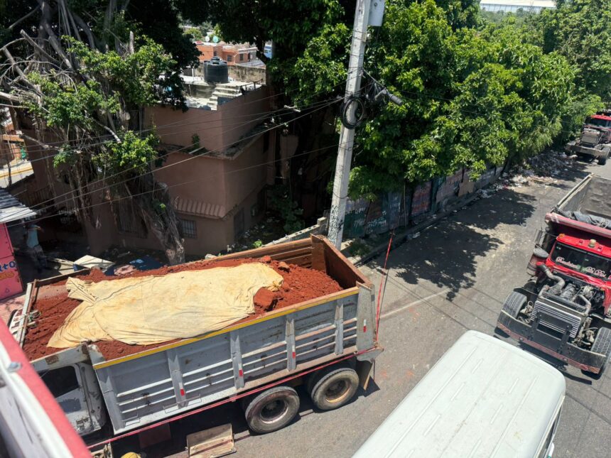 Residentes en Quita Sueño, Haina, piden intervenir urgentemente carretera por constantes accidentes