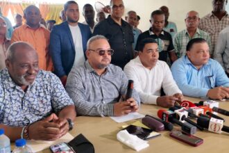 G-12 ratifica que no aumentará el precio del pasaje en el transporte público