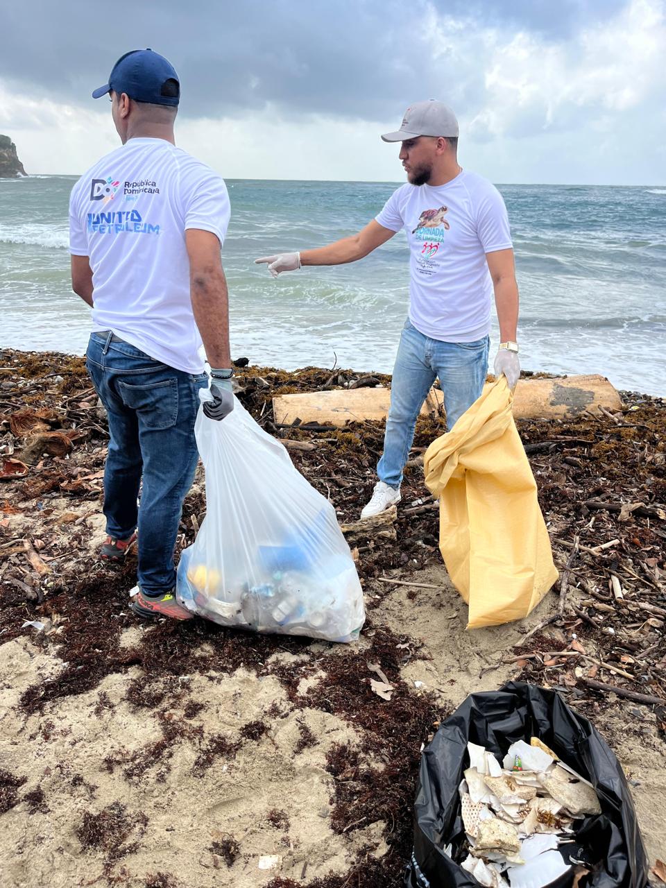 Fundación Juventud Progresista moviliza más de 1,300 voluntarios en jornada nacional de limpieza de costas