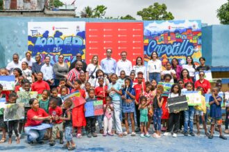 Directora Ejecutiva de ONU Turismo conoce impacto de los programas de Save the Children Dominicana en Capotillo
