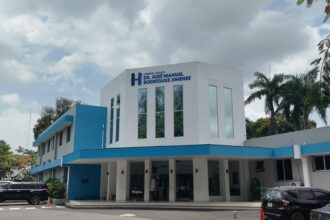 Hospitales de la capital acatan paro del CMD; pacientes expresan molestia por suspensión de consultas