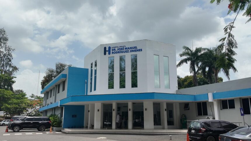 Hospitales de la capital acatan paro del CMD; pacientes expresan molestia por suspensión de consultas