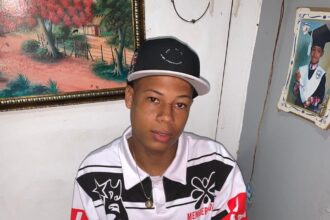 Asesinan de dos disparos en el pecho a joven de 20 años en La Vega
