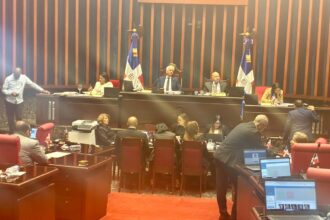 Buscan incentivar la contratación de trabajadores mayores de 40 años