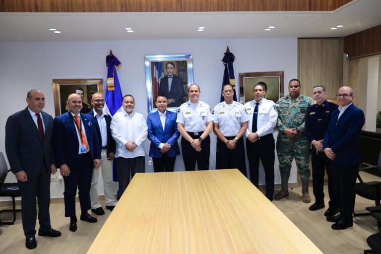 SNS y PN articulan acciones para fortalecer la seguridad hospitalaria