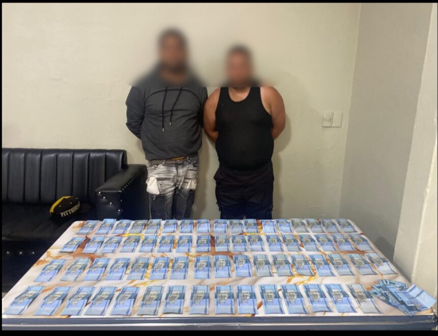 Policía recupera RD$154 mil robados a bancas de apuestas y captura a dos presuntos implicados en Santiago
