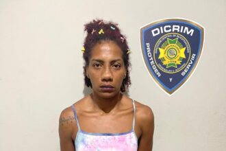 Capturan a “Marola”, acusada de robo de más de RD$1.1 millones de un vehículo en Santiago