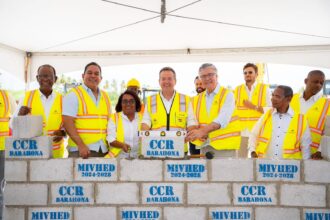 Ministro Ito Bisonó inicia la construcción del Centro de Corrección y Rehabilitación Barahona
