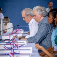 Distrito Educativo 14-04 de Samaná recibe visita del presidente Abinader y del ministro De Camps