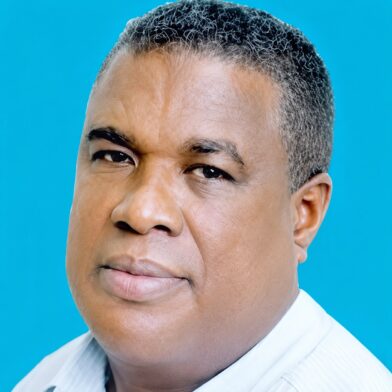 Fallece el periodista Luis Danilo Santamaría