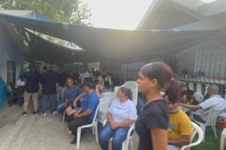 Velan restos de joven hallada muerta en Santiago: familiares señalan a su expareja del feminicidio