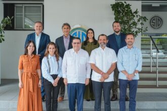 Comisiones del MICM y del Grupo SID.