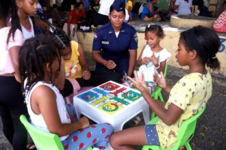 Policía Comunitaria realiza campamento de verano en Los Guandules