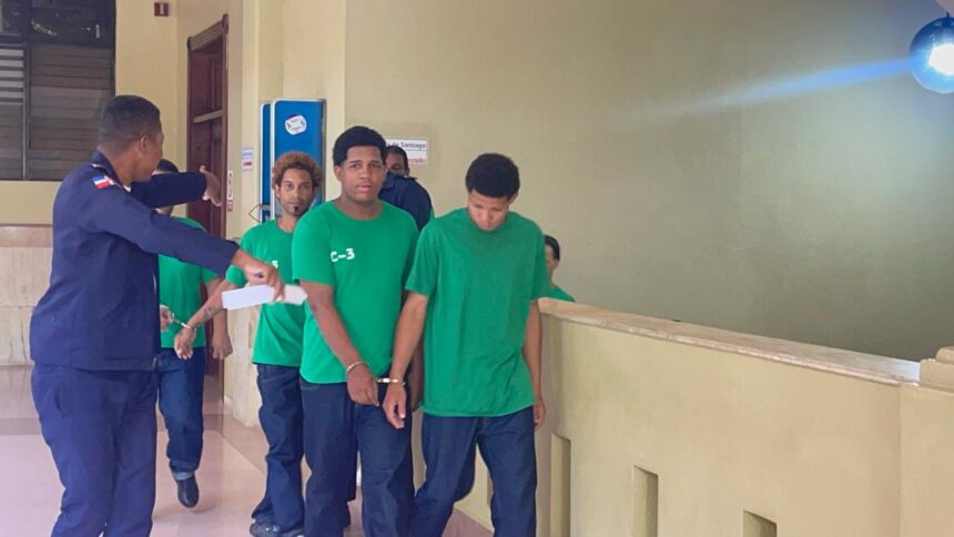 Aplazan por segunda vez medida de coerción contra hermanos acusados de matar a delivery en Santiago