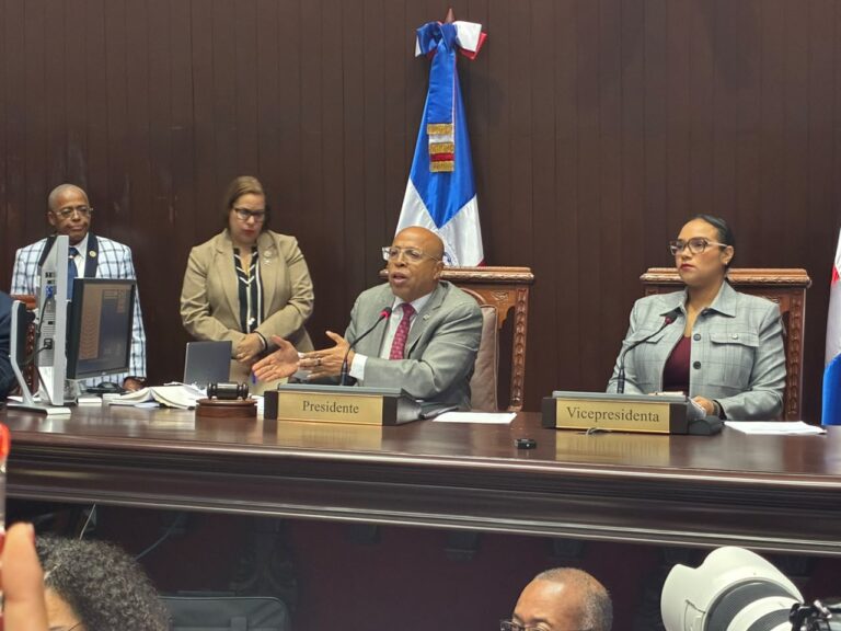 Diputados aprueban en segunda lectura modificaciones al Código Penal y envían el proyecto al Senado