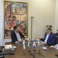 Santiago y Curitiba establecerán cooperación en municipalidad inteligente