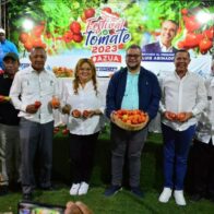 Diputada Grey Pérez impulsa proyecto que declara a Azua como la Capital del Tomate