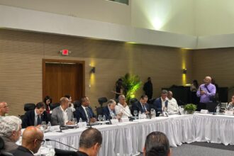 Milton Morrison propone que todas las motocicletas se vendan con dos cascos para reforzar la seguridad vial