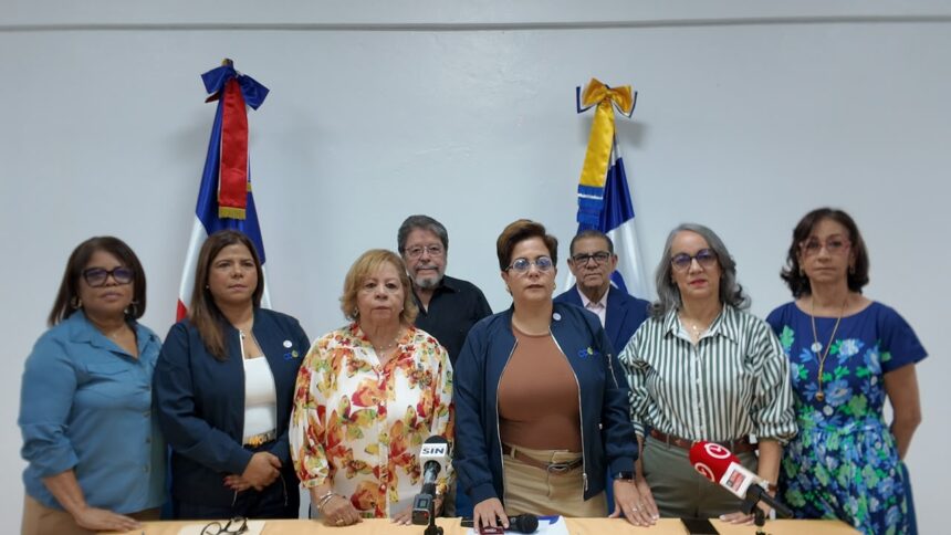 Colegio de Odontólogos solicita intervención de Abinader para atender demandas del sector