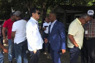 Director de Migración y comisión de los Emiratos Árabes Unidos supervisan avances tecnológicos en la frontera de Dajabón