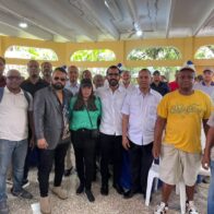 Doctor Luis Cruz Camacho reconoce el valor de los padres dominicanos con una gran celebración