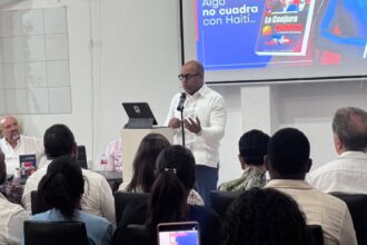 Tavárez presenta “La conjura haitiana” en Madrid