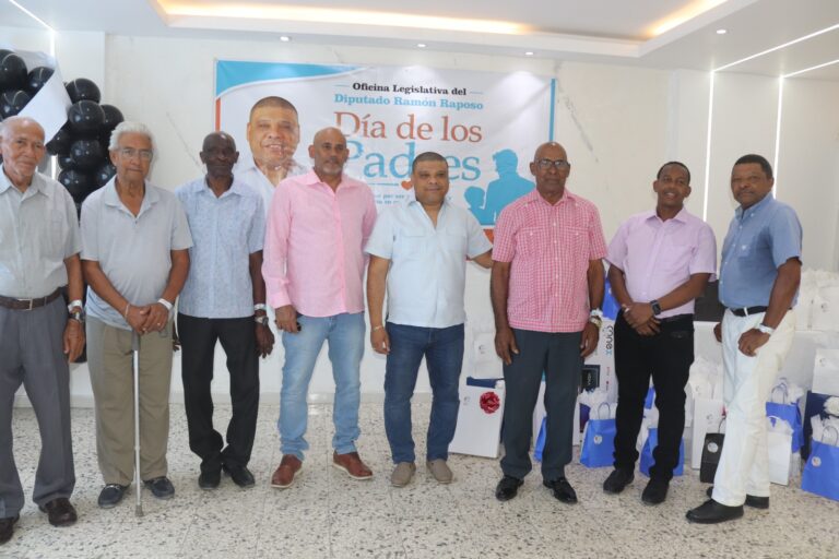 Ramón Raposo destaca el rol de los padres en la formación de las familias de Santo Domingo Norte