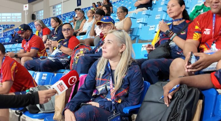 Venezolanos esperan que una victoria en Santo Domingo 2026 lleve alegría a su país tras tragedia