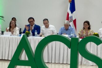 Raquel Peña anuncia primer picazo de la Autopista del Ámbar para el próximo mes y destaca respaldo histórico de 79 instituciones