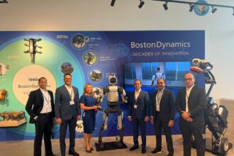 Boston Dynamics y el Sistema 911 exploran uso de robótica para emergencias en RD
