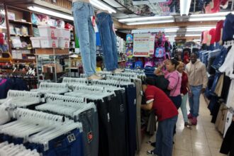 Poco flujo de compradores marca jornada del Día del Padre