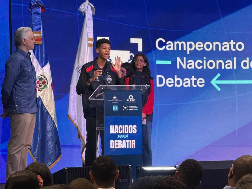 Estudiantes ponen a prueba su capacidad