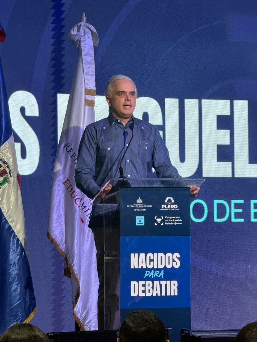 RD presenta candidatura para ser sede del World Schools Debate Championship 2028