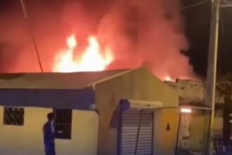 Incendio destruye varias viviendas y deja a siete familias sin hogar en Fantino