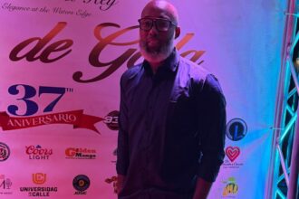La Gran Parada Dominicana del Bronx reconoce al director de la plataforma 002 Radio TV