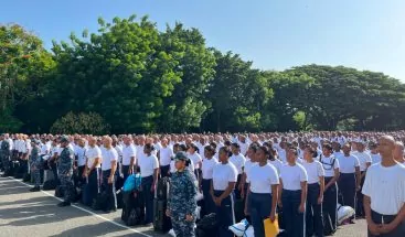 Policía Nacional incorpora 1,639 aspirantes para reforzar proceso de profesionalización
