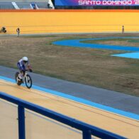 Las graderías del Velódromo se encienden en apoyo al dominicano Anderson Aracena